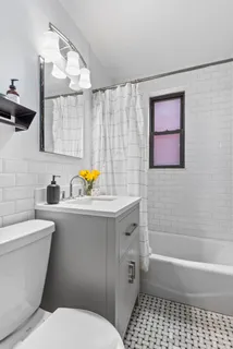 $699,000 | 50-54 East 8th Street, Unit 5S | Greenwich Village