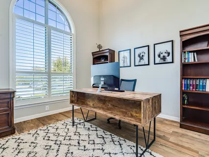 $870,000 | 100 Empire Court, Austin, TX 78737