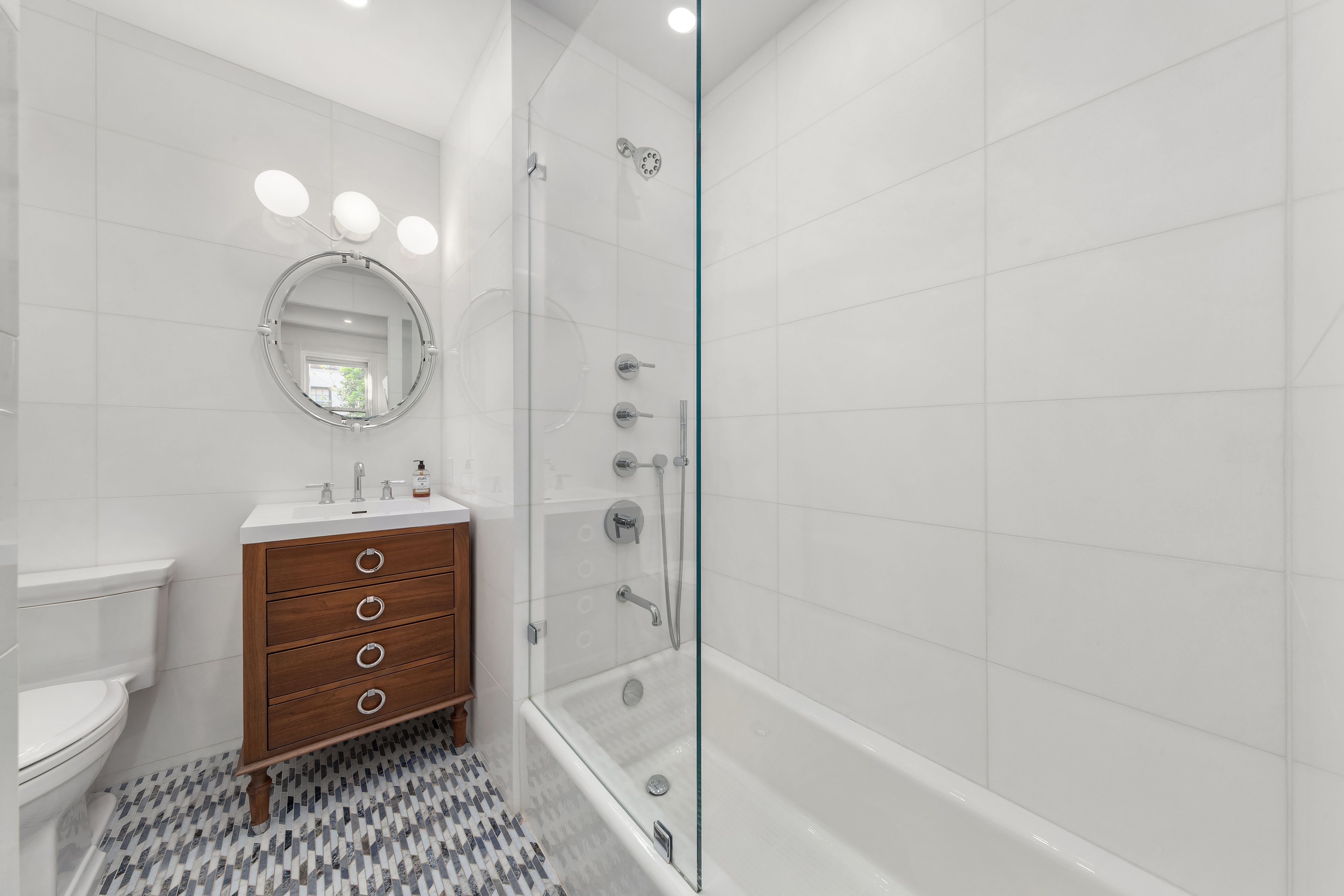 128 East 92nd Street Manhattan, NY 10128 - Photo 18 of 23
