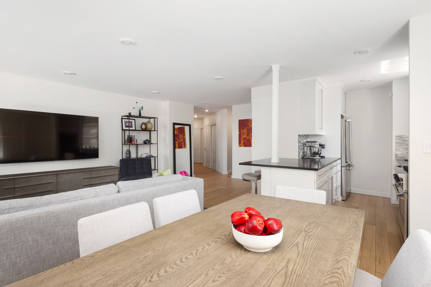 159 West 53rd Street, Unit 34E Manhattan, NY 10019 - Photo 10 of 20