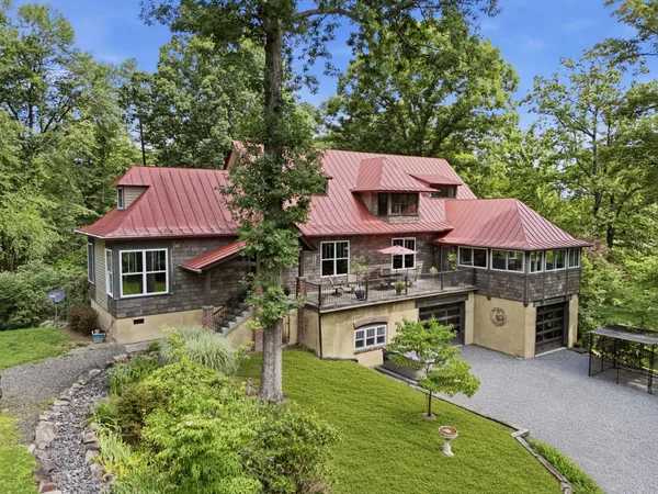 $875,000 | 59 Angel Kiss Lane, Castleton, VA 22716