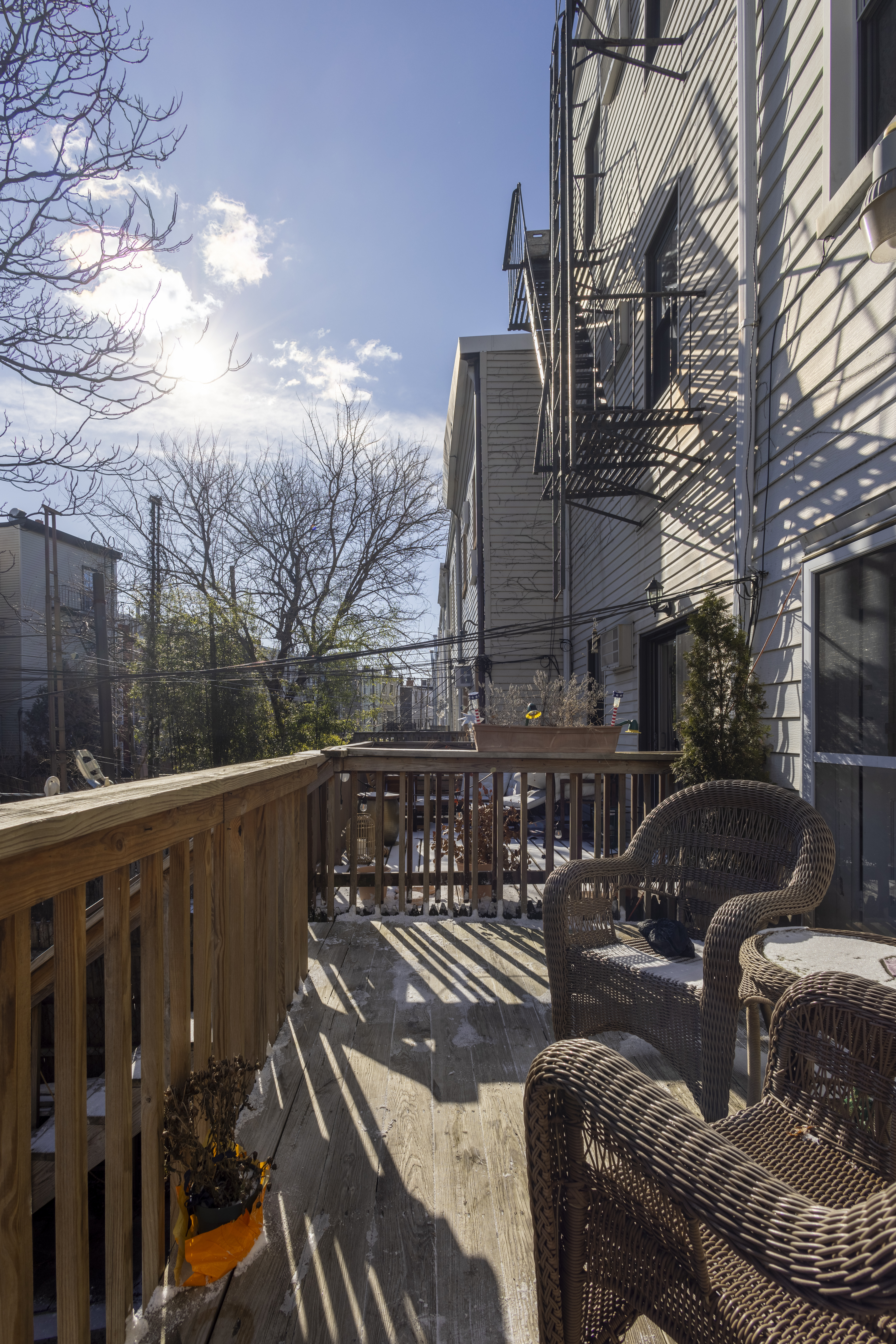40 A Jewel Street Brooklyn, NY 11222 - Photo 6 of 18 a balcony with table and chairs