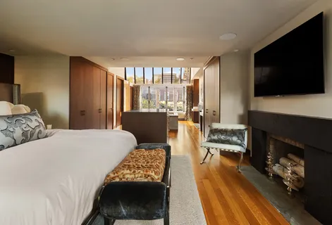 $16,995,000 | 42 Barrow Street | West Village