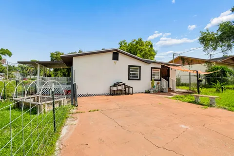$330,000 | 1202 East Annie Street, Tampa, FL 33612