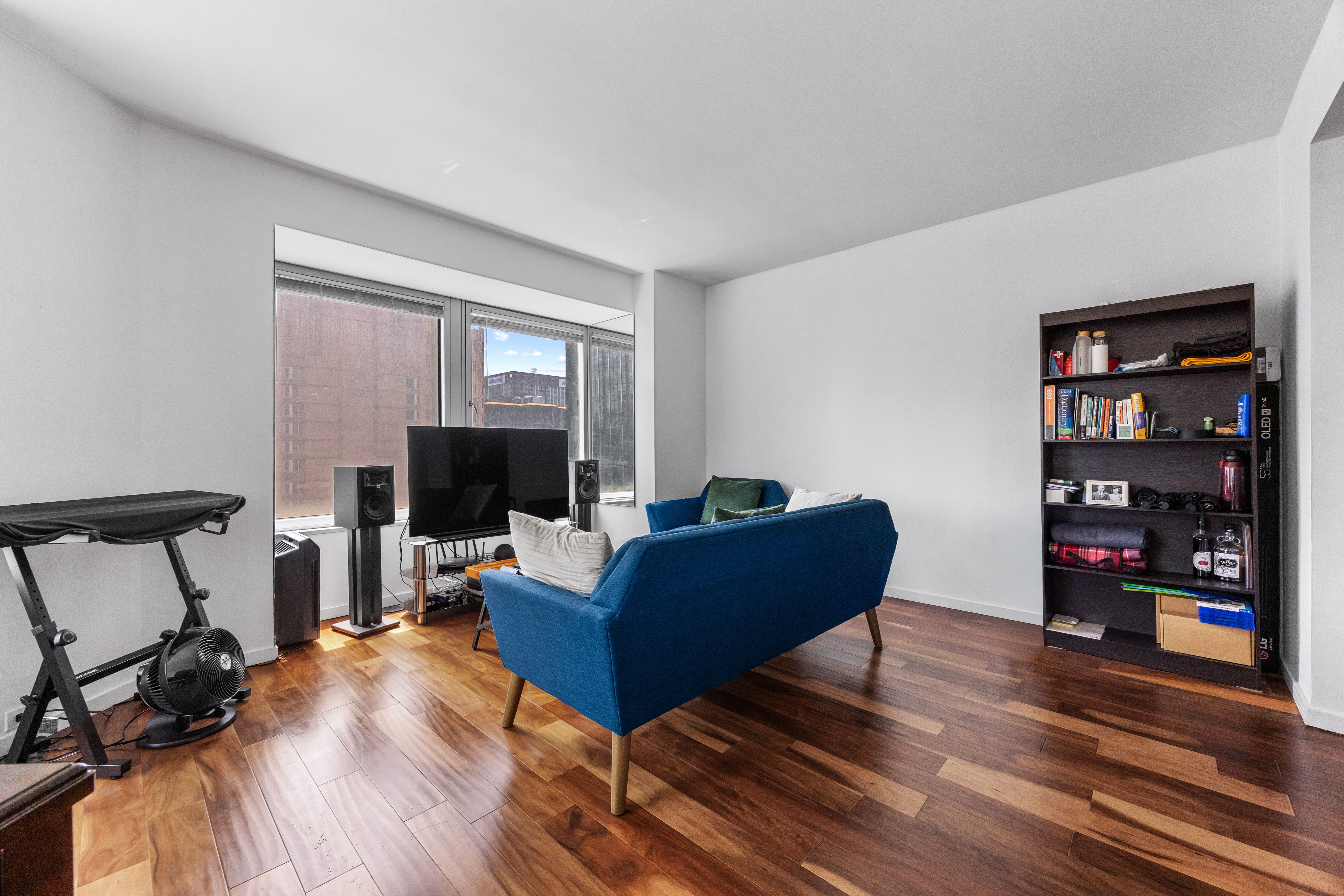 150 West 56th Street, Unit 4312 Manhattan, NY 10019 - Photo 5 of 18