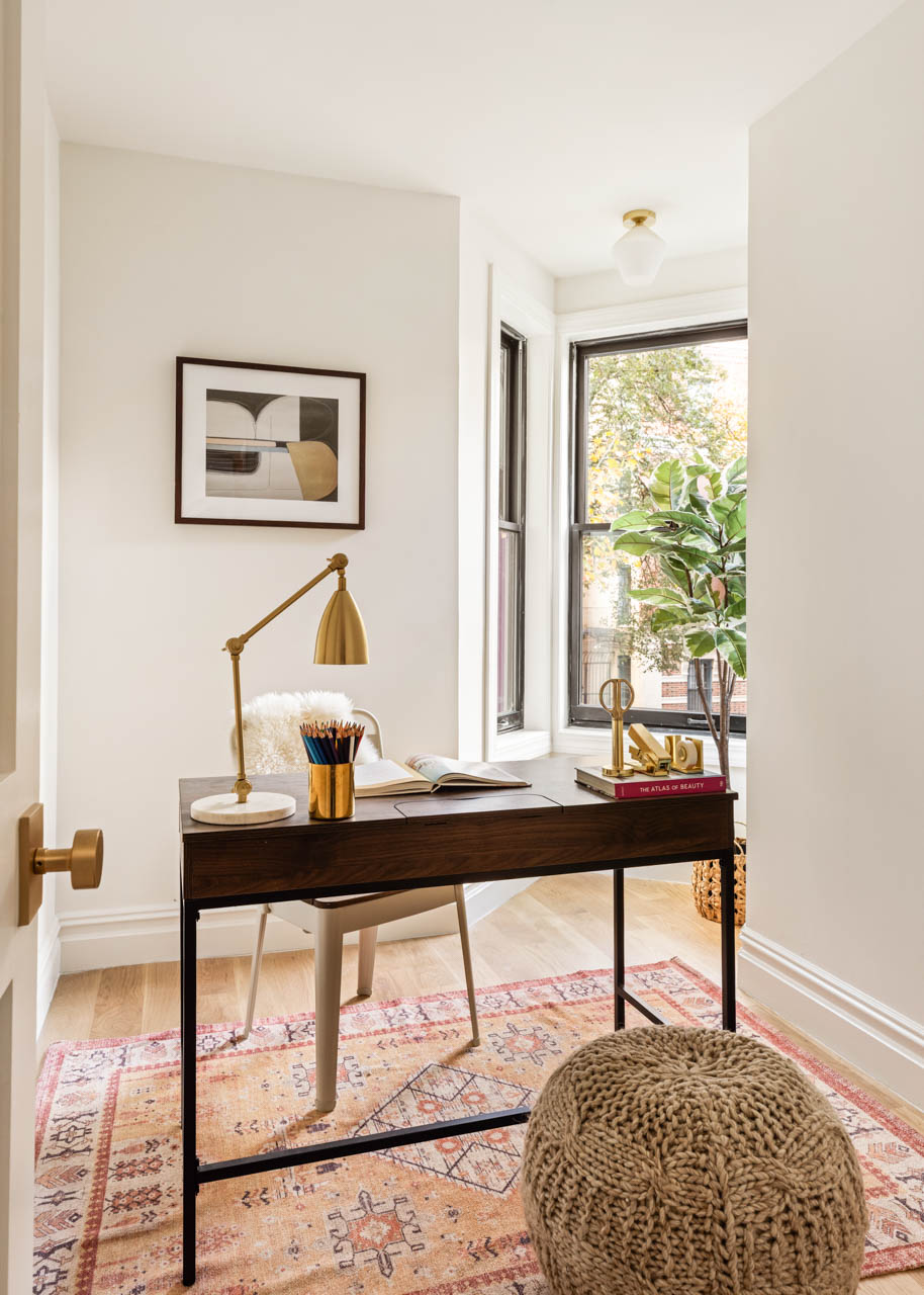 175 St James Place Brooklyn, NY 11238 - Photo 15 of 23 a bedroom with a bed and a window