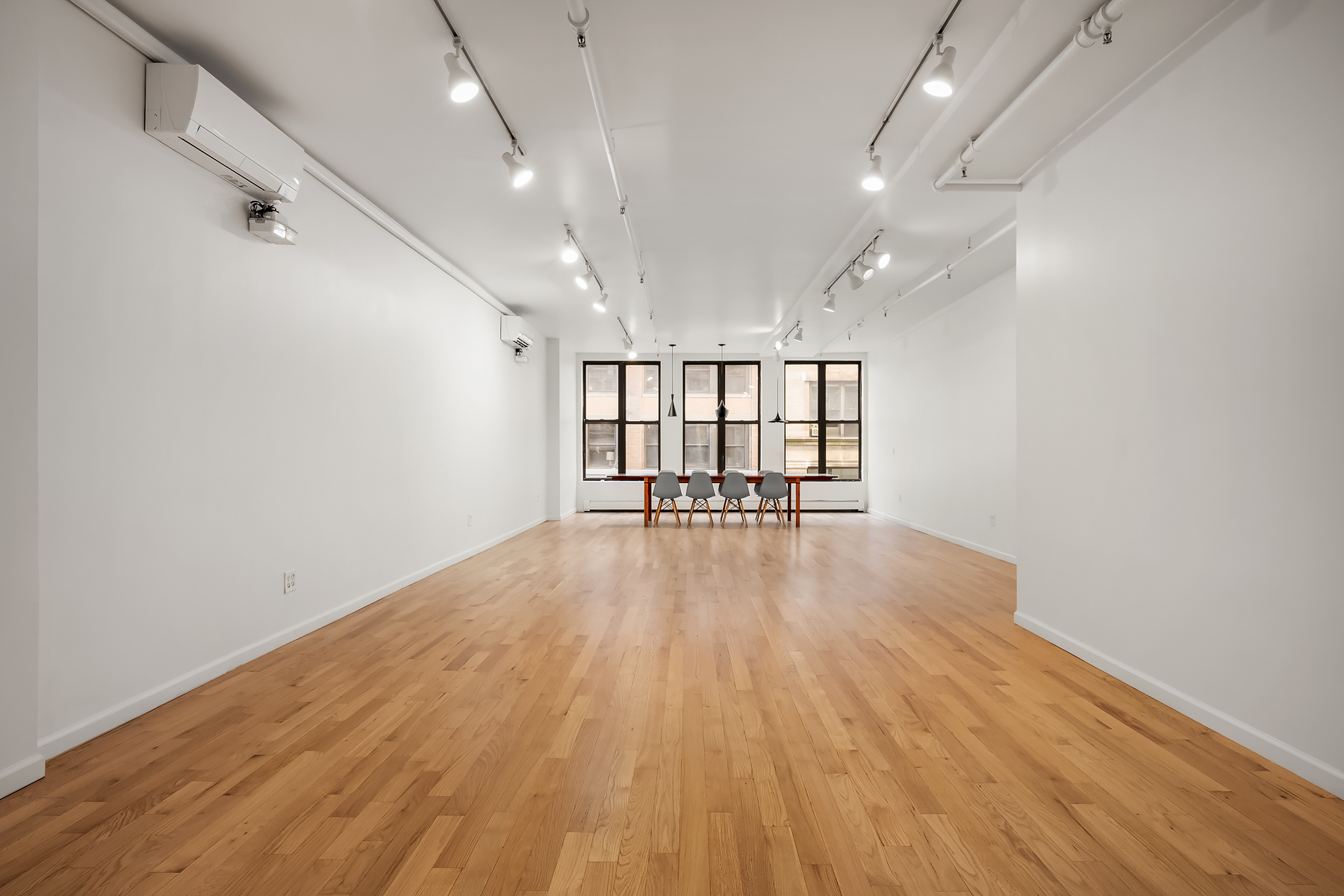 113 West 27th Street, Unit 3 Manhattan, NY 10001 - Photo 1 of 11