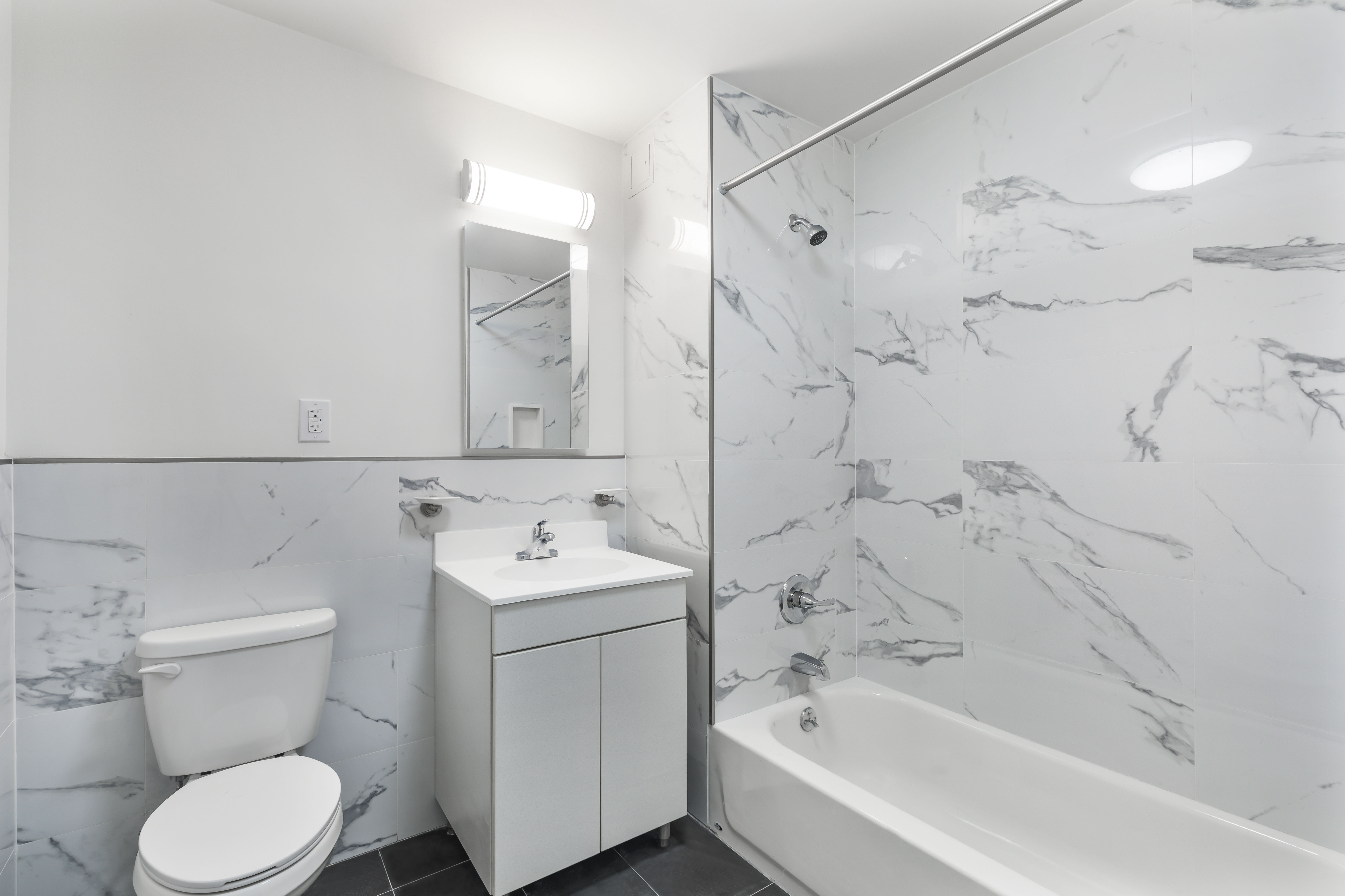 799 Jefferson Avenue, Unit 2C Brooklyn, NY 11221 - Photo 5 of 7