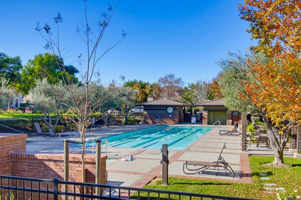 $1,449,000 | 15863 Via Montenero, San Diego, CA 92127