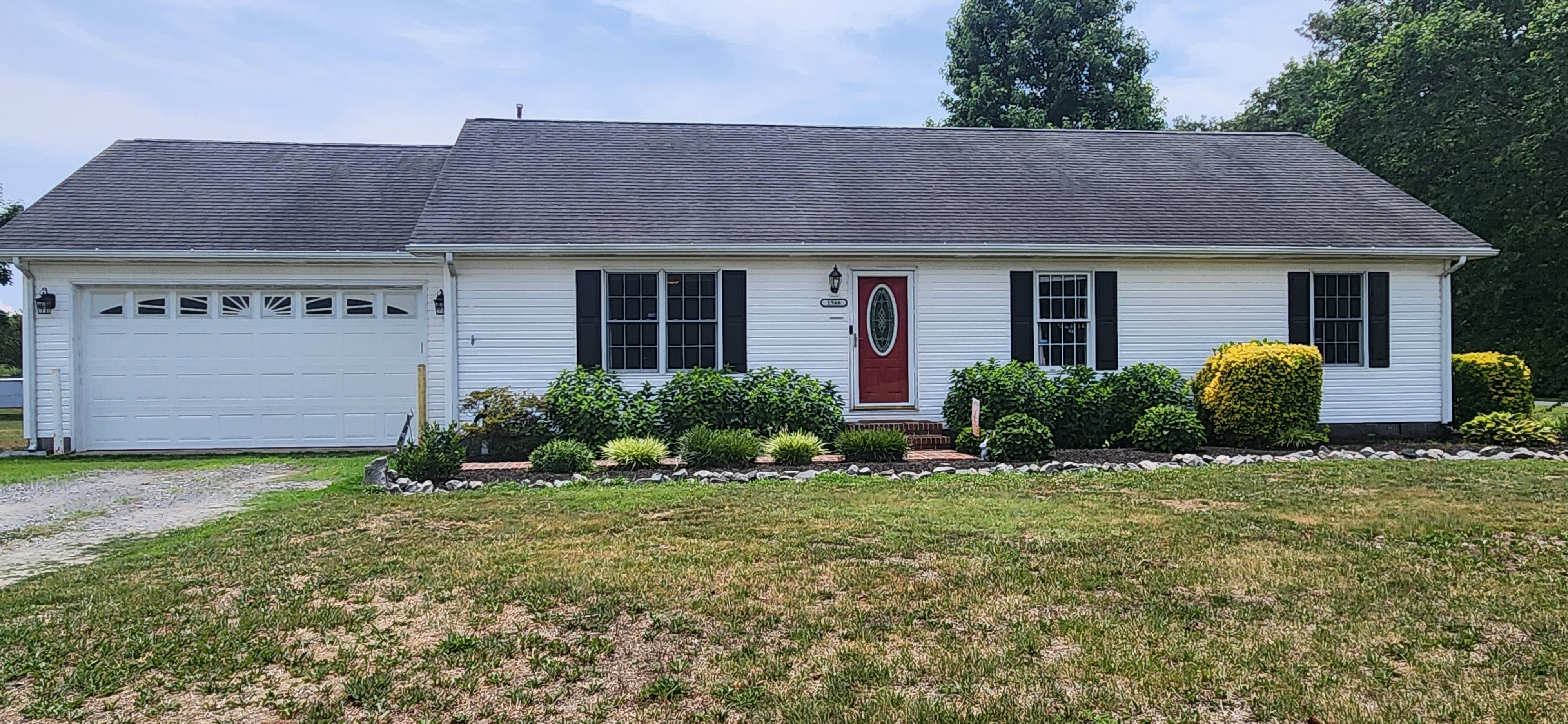 1566 Vernon Road Harrington, DE 19952 - Photo 2 of 28