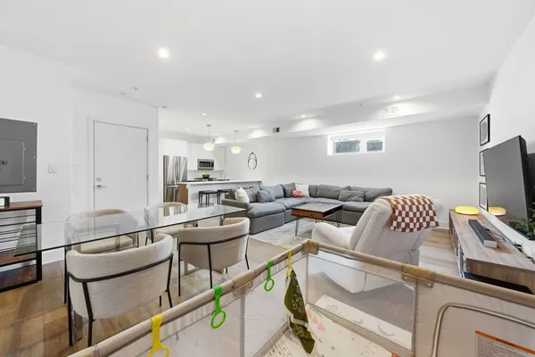 $535,000 | 826 Upshur Street Northwest, Unit 2, Washington, DC 20011