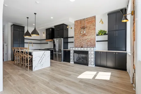 $899,000 | 3329 Liberty Avenue, Pittsburgh, PA 15201
