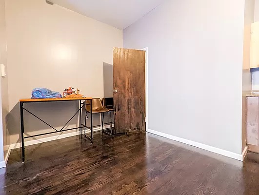 448 Hancock Street, Unit 2 Brooklyn, NY 11233 - Photo 3 of 5 a view of workspace