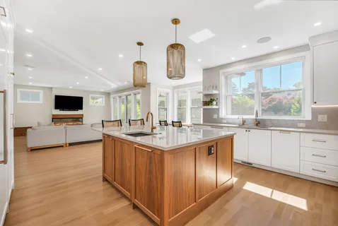 Contact Agent | 98 Beethoven Avenue, Newton, MA 02468