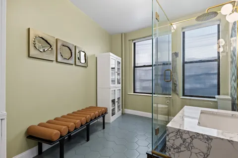 $899,000 | 725 Riverside Drive, Unit 9C | Hamilton Heights