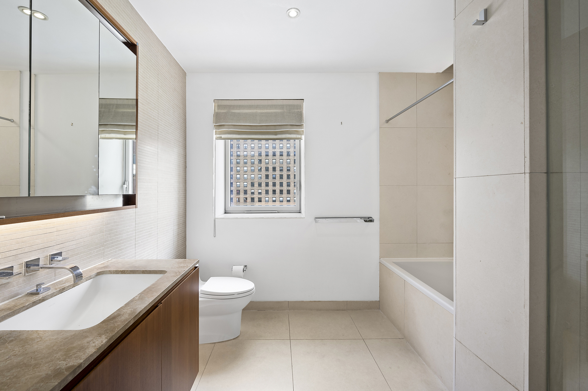 555 West 59th Street, Unit 9E Manhattan, NY 10019 - Photo 8 of 17