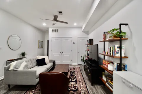 $6,200 | 337 Clinton Street, Unit 2 | Cobble Hill