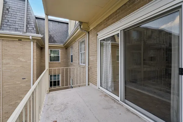 Contact Agent | 449 Montgomery Avenue, Unit 306, Haverford, PA 19041
