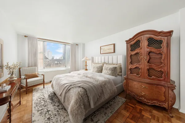 $625,000 | 1160 3rd Avenue, Unit 15H | Lenox Hill