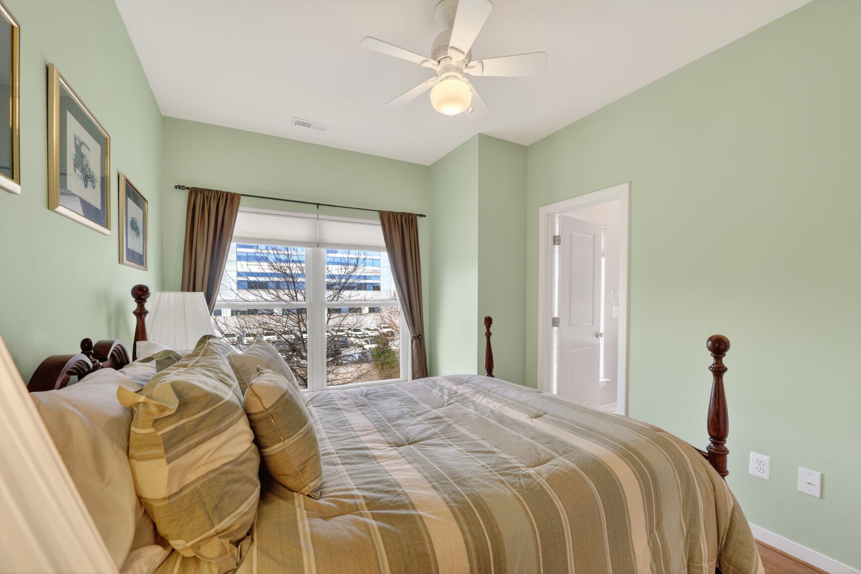 814 3rd Street Southeast Washington, DC 20003 - Photo 22 of 47