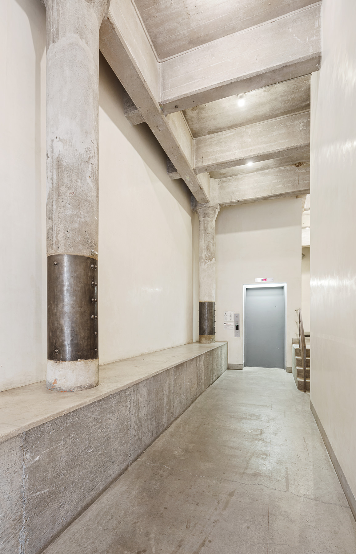 140 Perry Street, Unit MAIS Manhattan, NY 10014 - Photo 17 of 19