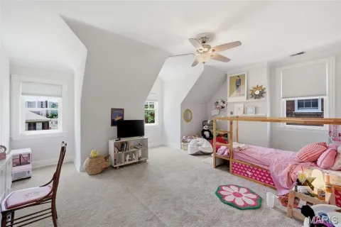 $1,200,000 | 4917 Pershing Place, St. Louis, MO 63108