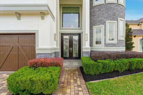 $1,273,200 | 1822 Jade Hollow Lane, Houston, TX 77077