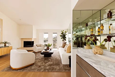 $1,349,000 | 1520 South Beverly Glen Boulevard, Unit 507, Los Angeles, CA 90024