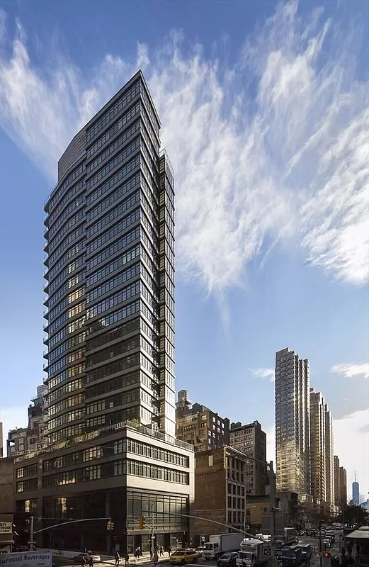 50 West 30th Street, Unit 3B Manhattan, NY 10001 - Photo 7 of 13 a front view of a building