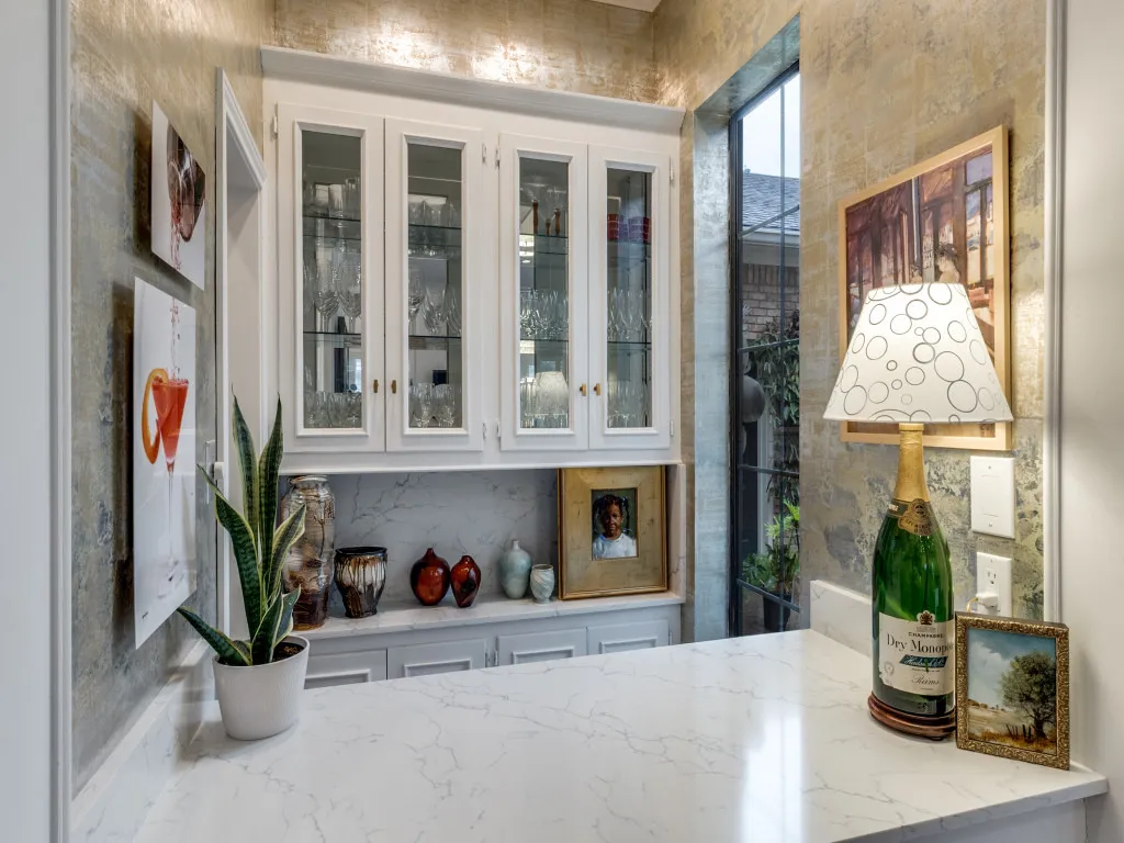 $1,200,000 | 5723 Overdowns Drive, Dallas, TX 75230