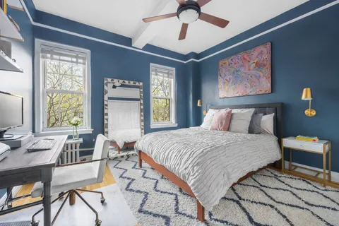 $795,000 | 155 Henry Street, Unit 4A | Brooklyn Heights