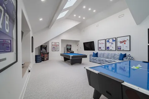 $8,997,000 | 10427 Lennox Lane, Dallas, TX 75229