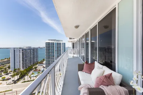 $395,000 | 7601 East Treasure Drive, Unit 2001, North Bay Village, FL 33141