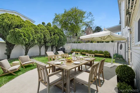 $995,000 | 29 Athena Place | Todt Hill