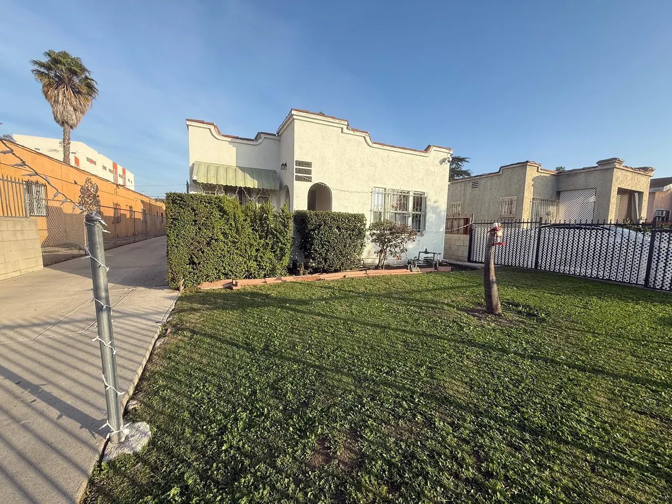 $1,300,000 | 6544 South Victoria Avenue, Los Angeles, CA 90043