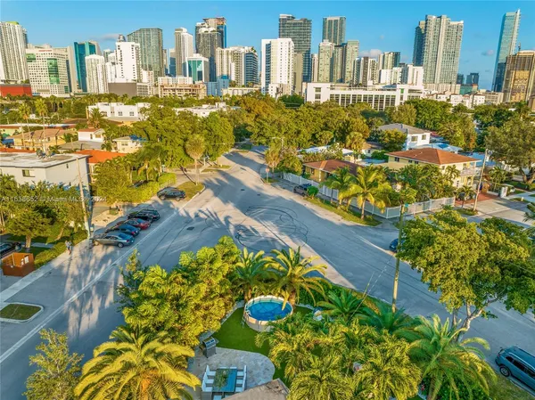 $8,470 | 1800 Southwest 5th Avenue, Miami, FL 33129