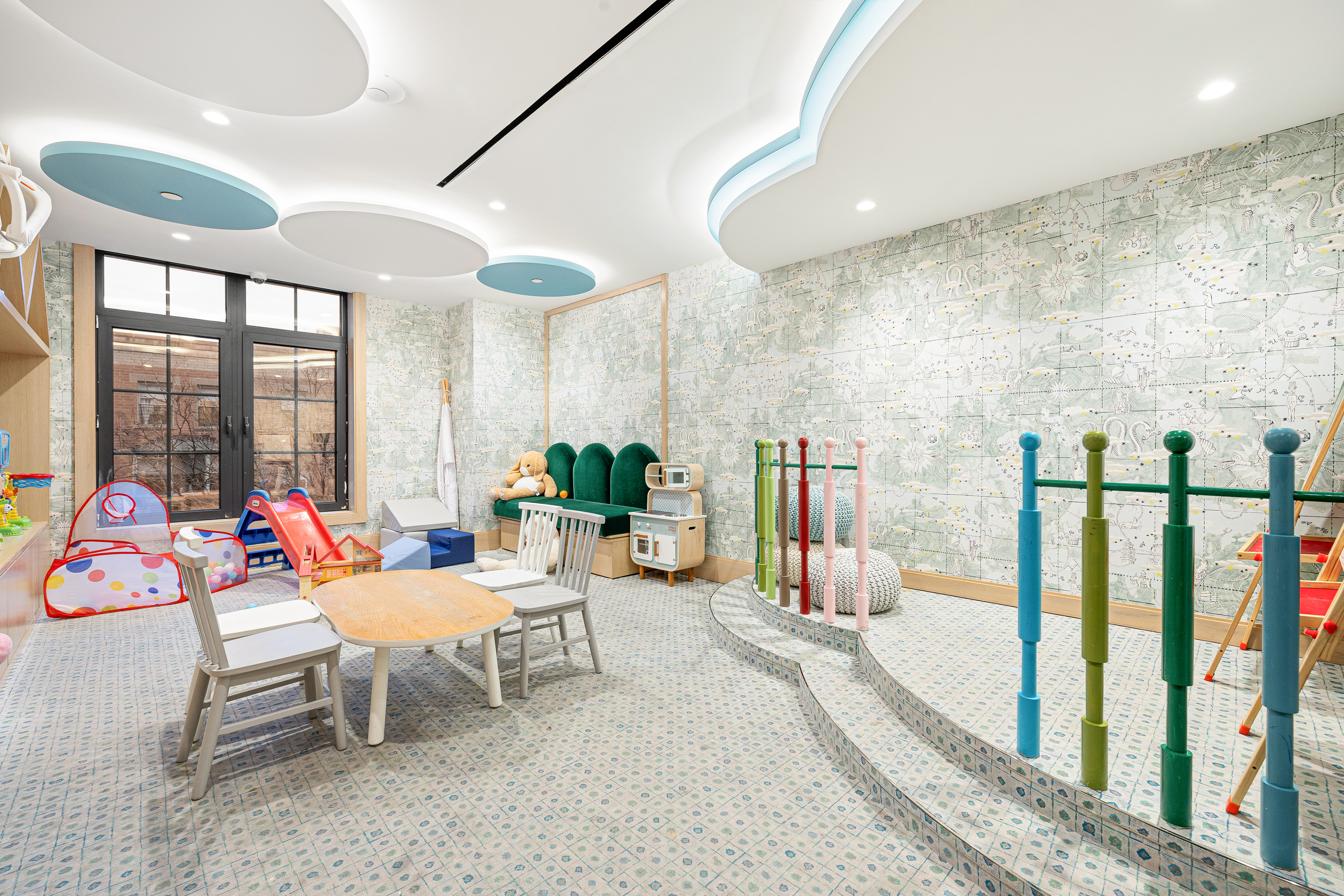 300 West 122nd Street, Unit 4F Manhattan, NY 10027 - Photo 24 of 32 a outdoor space with furniture