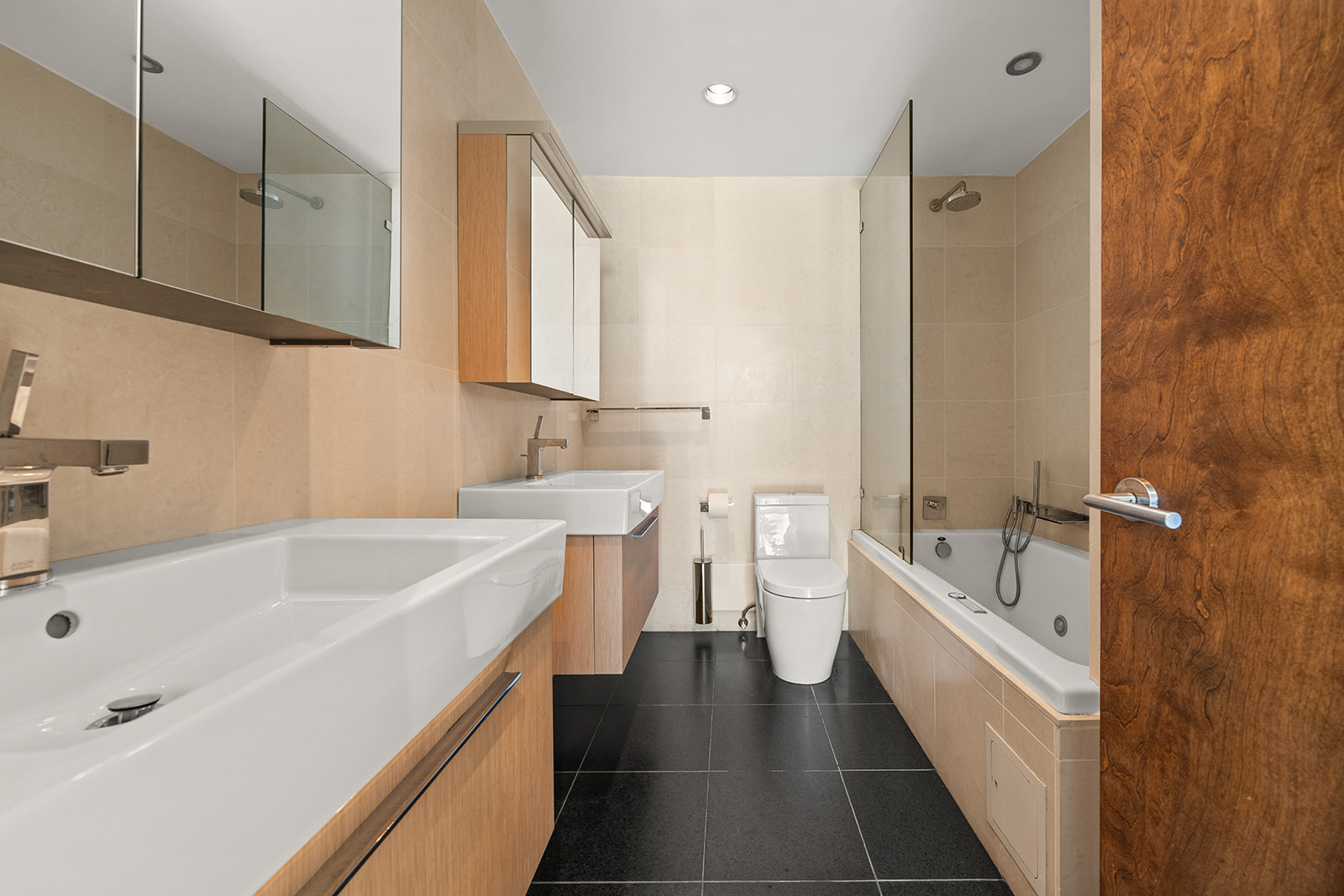 641 5th Avenue, Unit 31C Manhattan, NY 10022 - Photo 9 of 15 Gallery Image 9