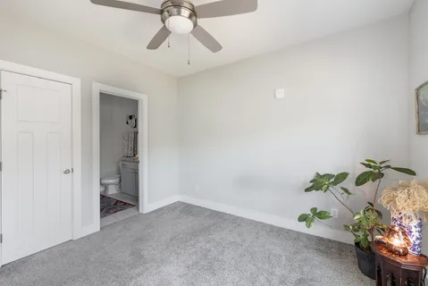 a view of entryway with hallway