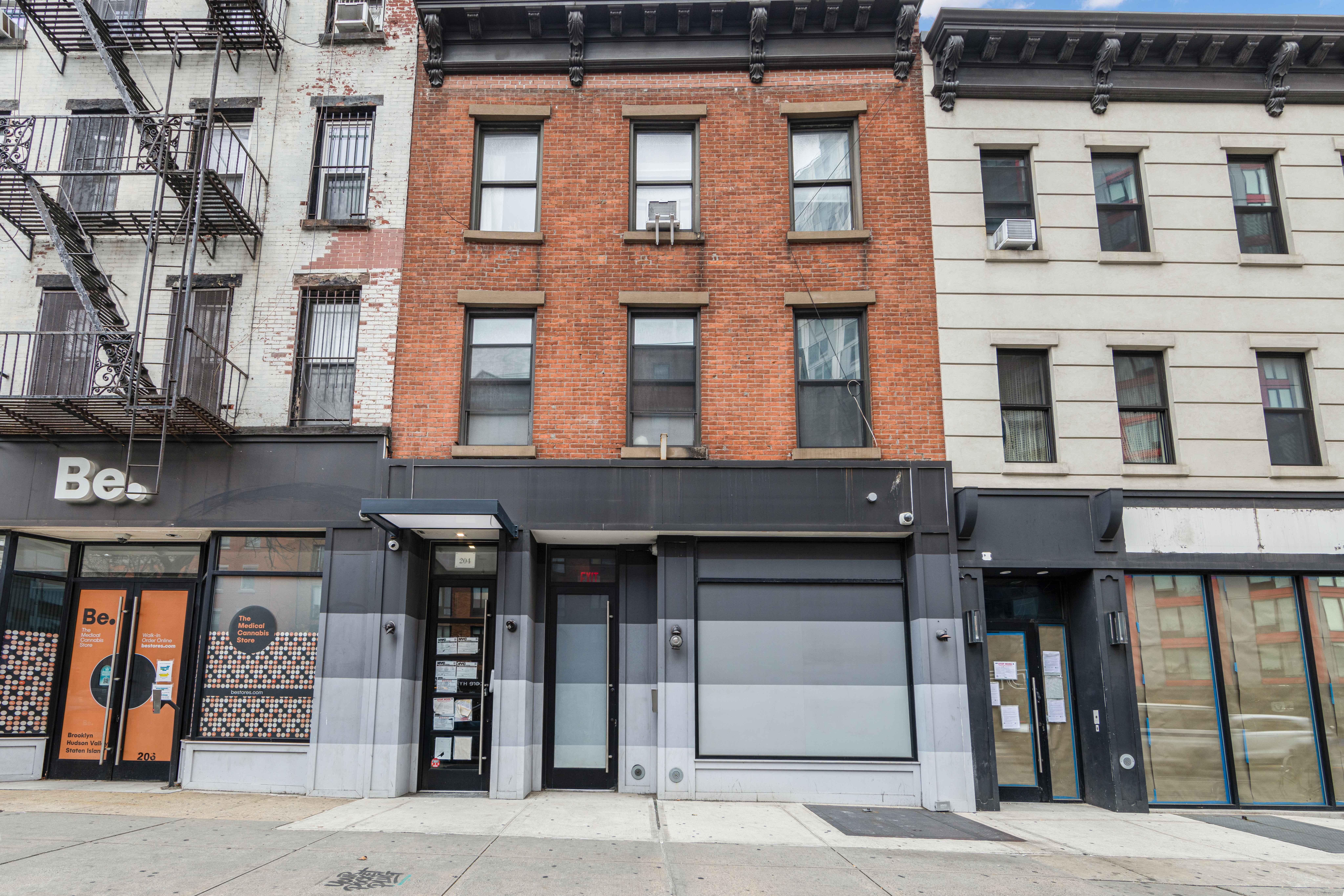 204 Flatbush Avenue, Unit 2L Brooklyn, NY 11217 - Photo 9 of 9 a front view of a multi story building