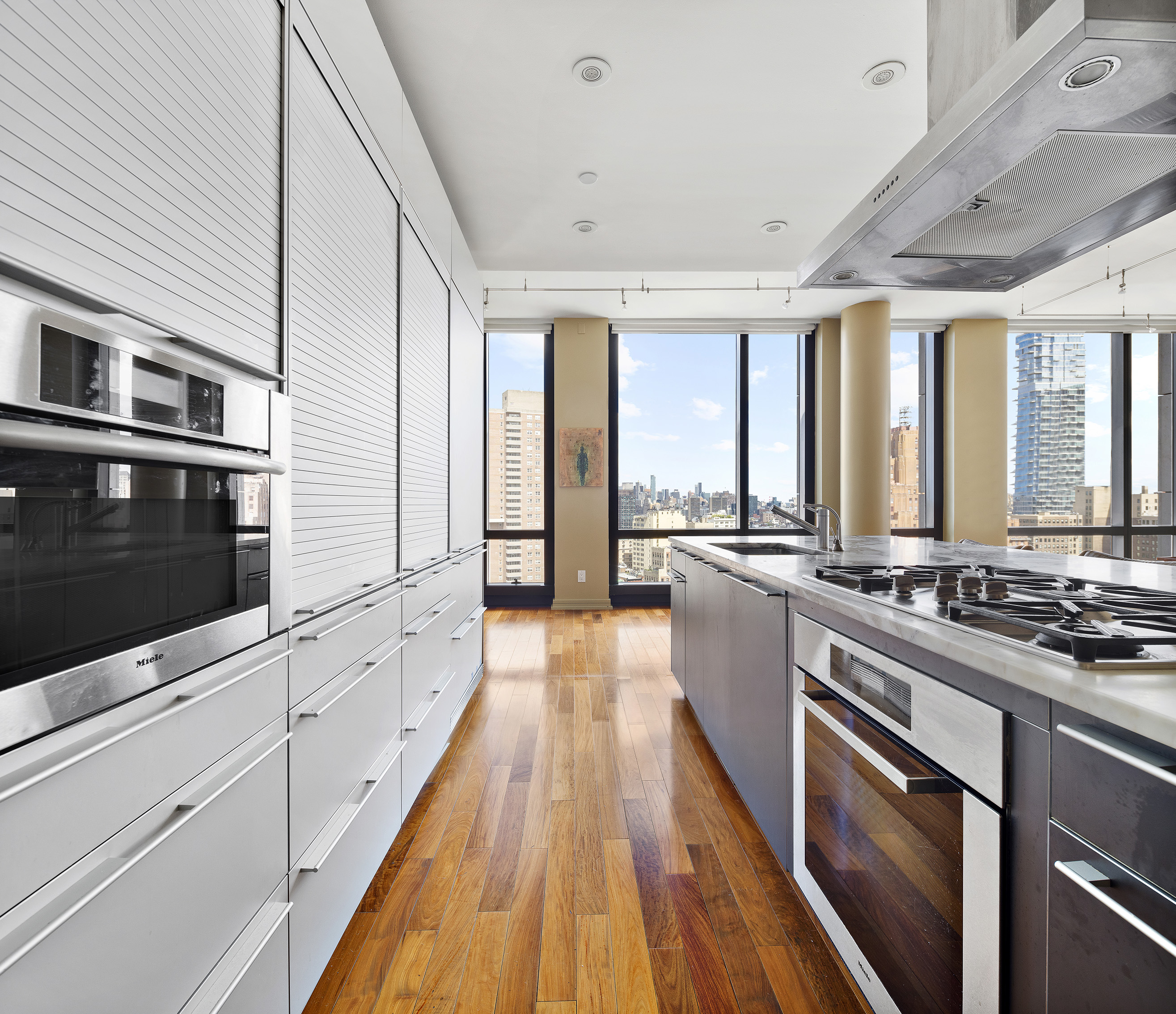 101 Warren Street, Unit 2450 Manhattan, NY 10007 - Photo 3 of 19