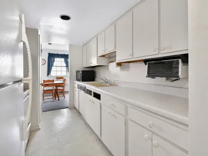 $275,000 | 224 Holly Drive, King of Prussia, PA 19406