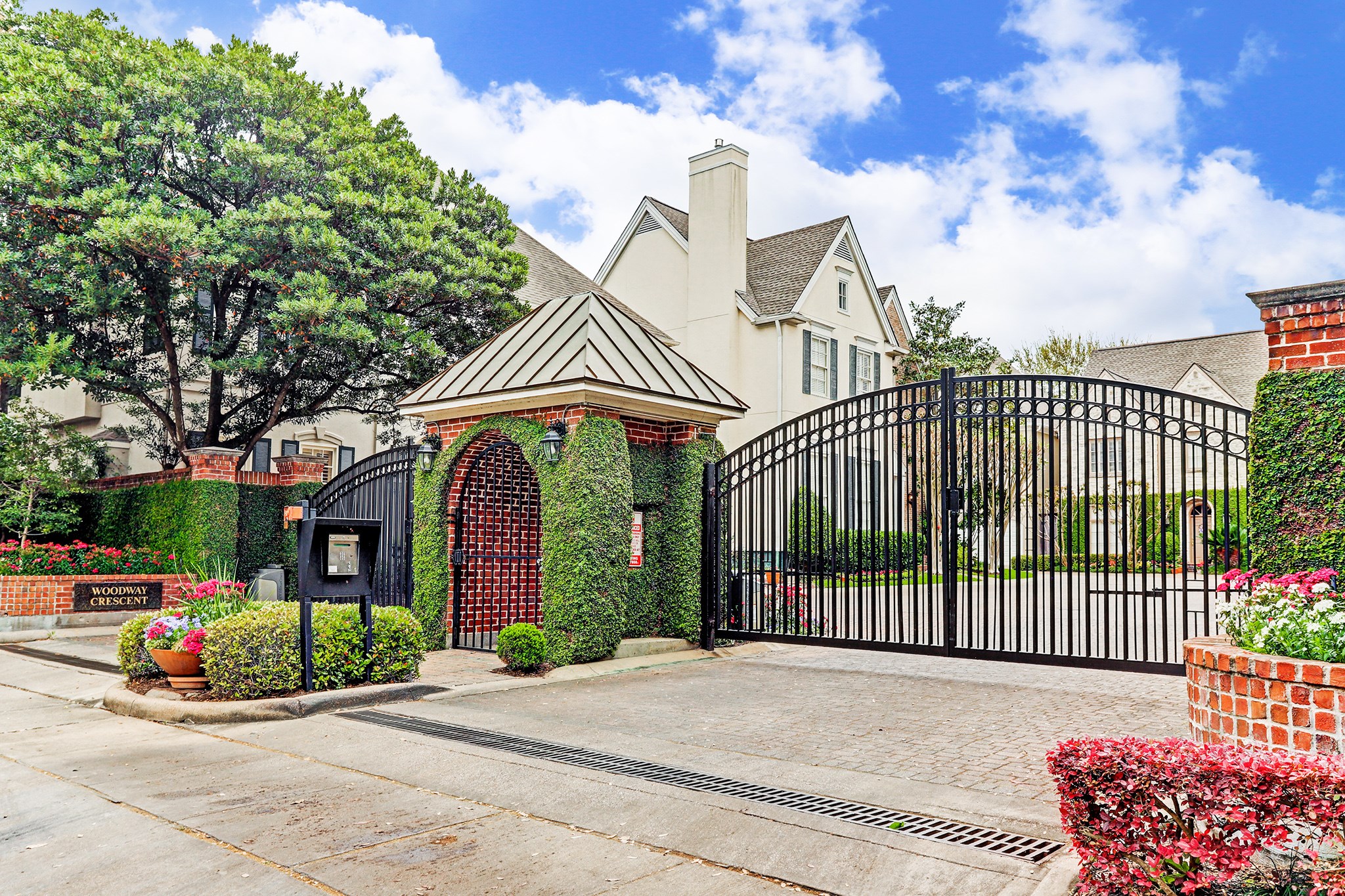 1207 Ripple Creek Drive Houston, TX 77057 - Photo 19 of 20
