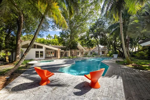 $18,500,000 | 9000 Arvida Drive, Coral Gables, FL 33156