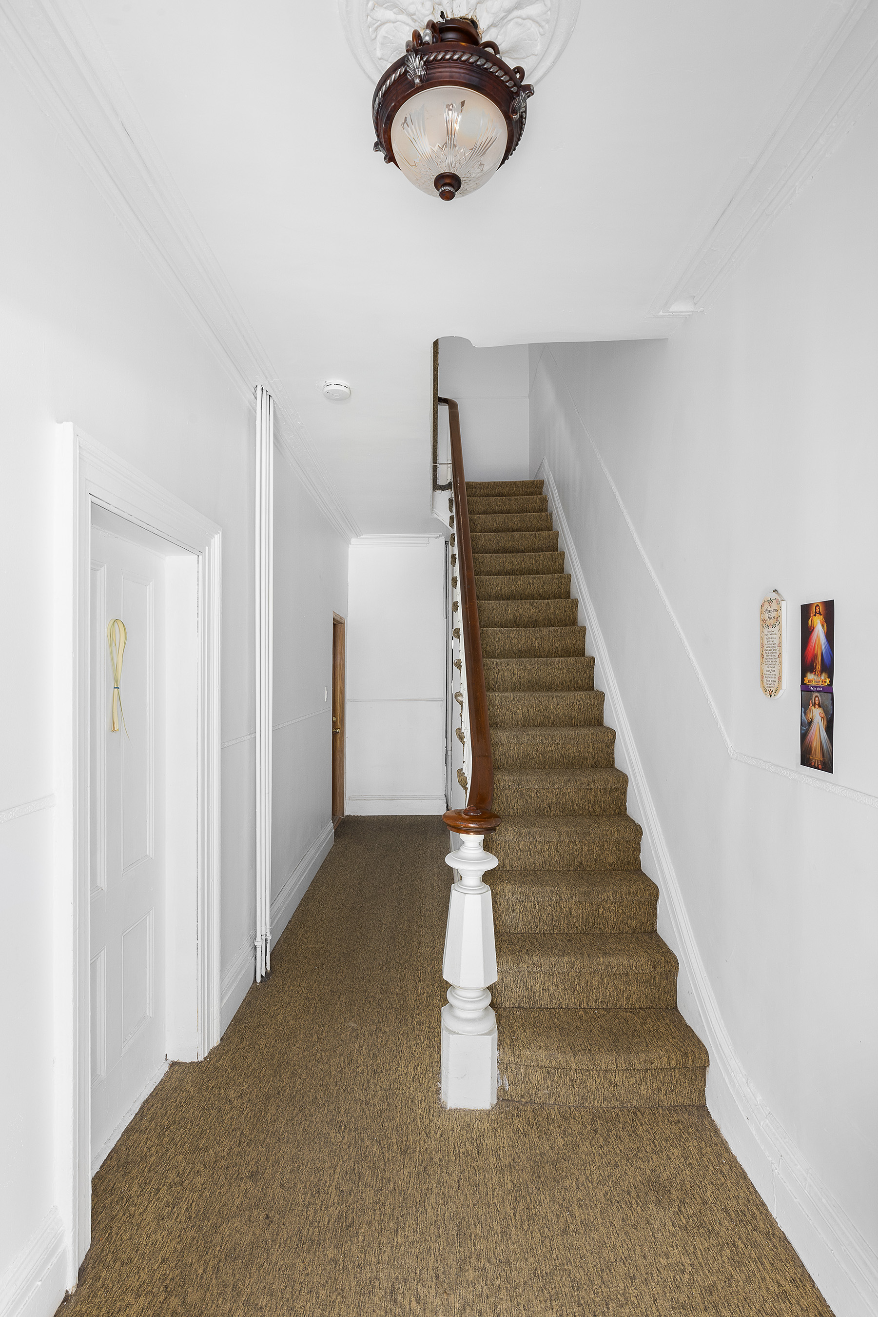 39 Broome Street Brooklyn, NY 11222 - Photo 2 of 16 a view of entryway and hall