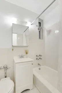 $399,000 | 321 East 89th Street, Unit 4E | Upper East Side