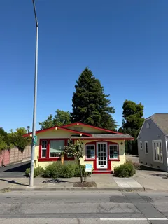 $899,000 | 720 East Washington Street, Petaluma, CA 94952