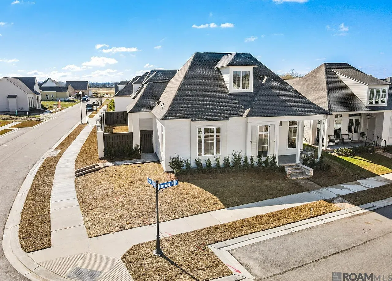 $944,500 | 2755 Harveston Mill Drive, Baton Rouge, LA 70810