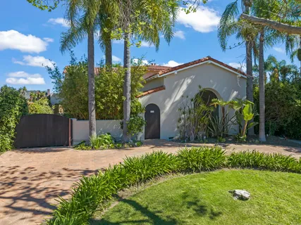$2,875,000 | 112 North Highland Avenue, Los Angeles, CA 90036