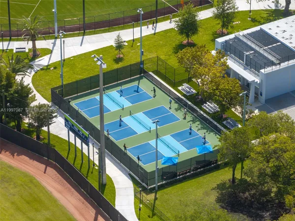 $2,200,000 | 1405 Lenox Avenue, Miami Beach, FL 33139